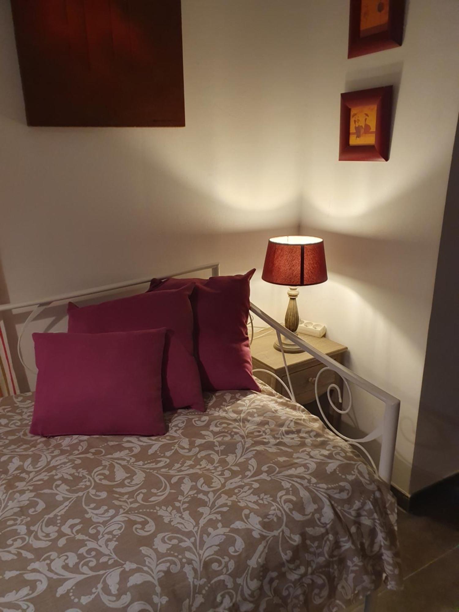 La Romantique Bed & Breakfast Parijs